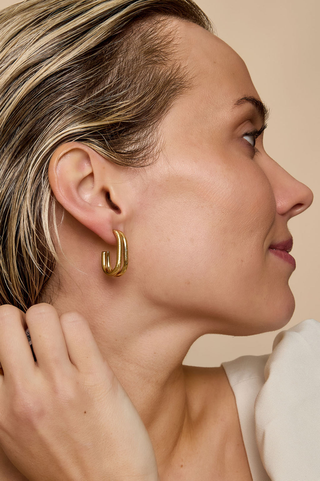 Double rectangular hoop earrings