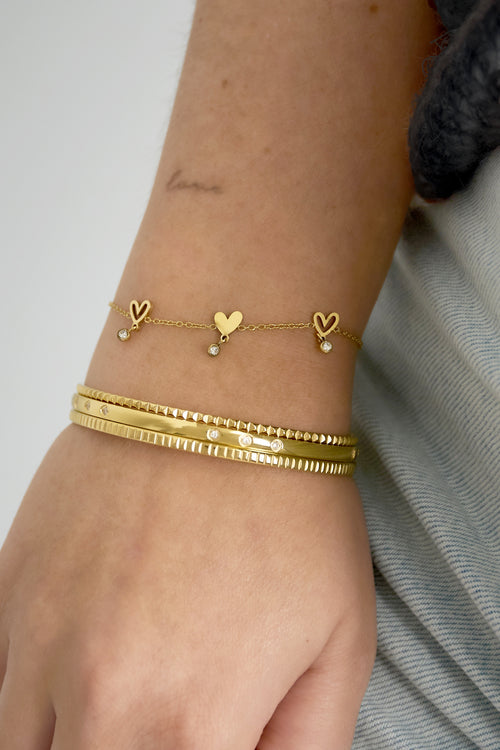 Bracelet with small hearts