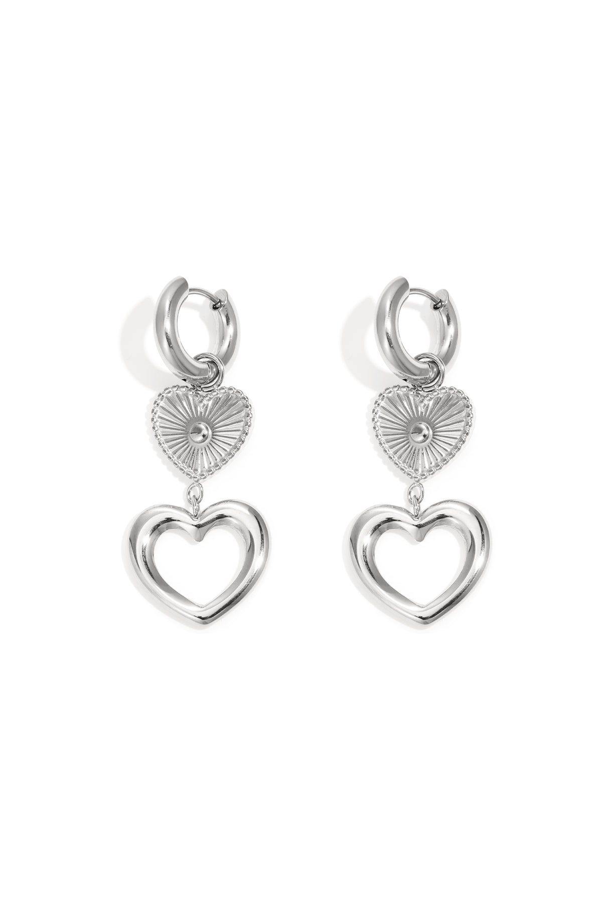 Open en closed hart earrings