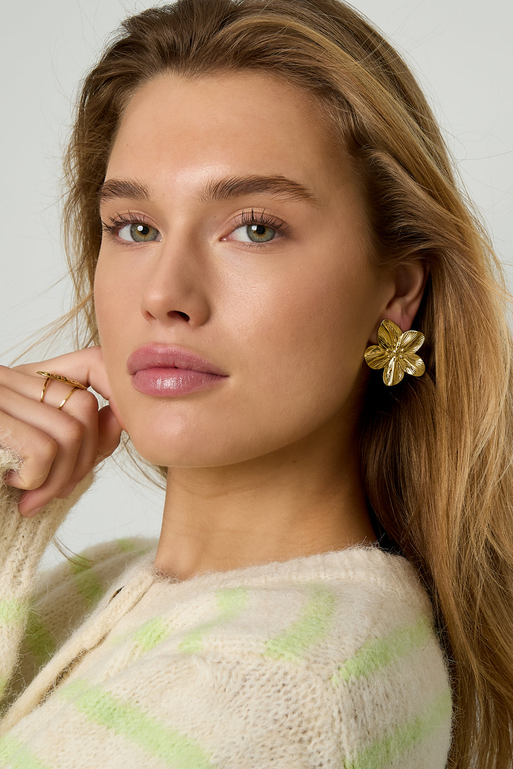 Flower earrings